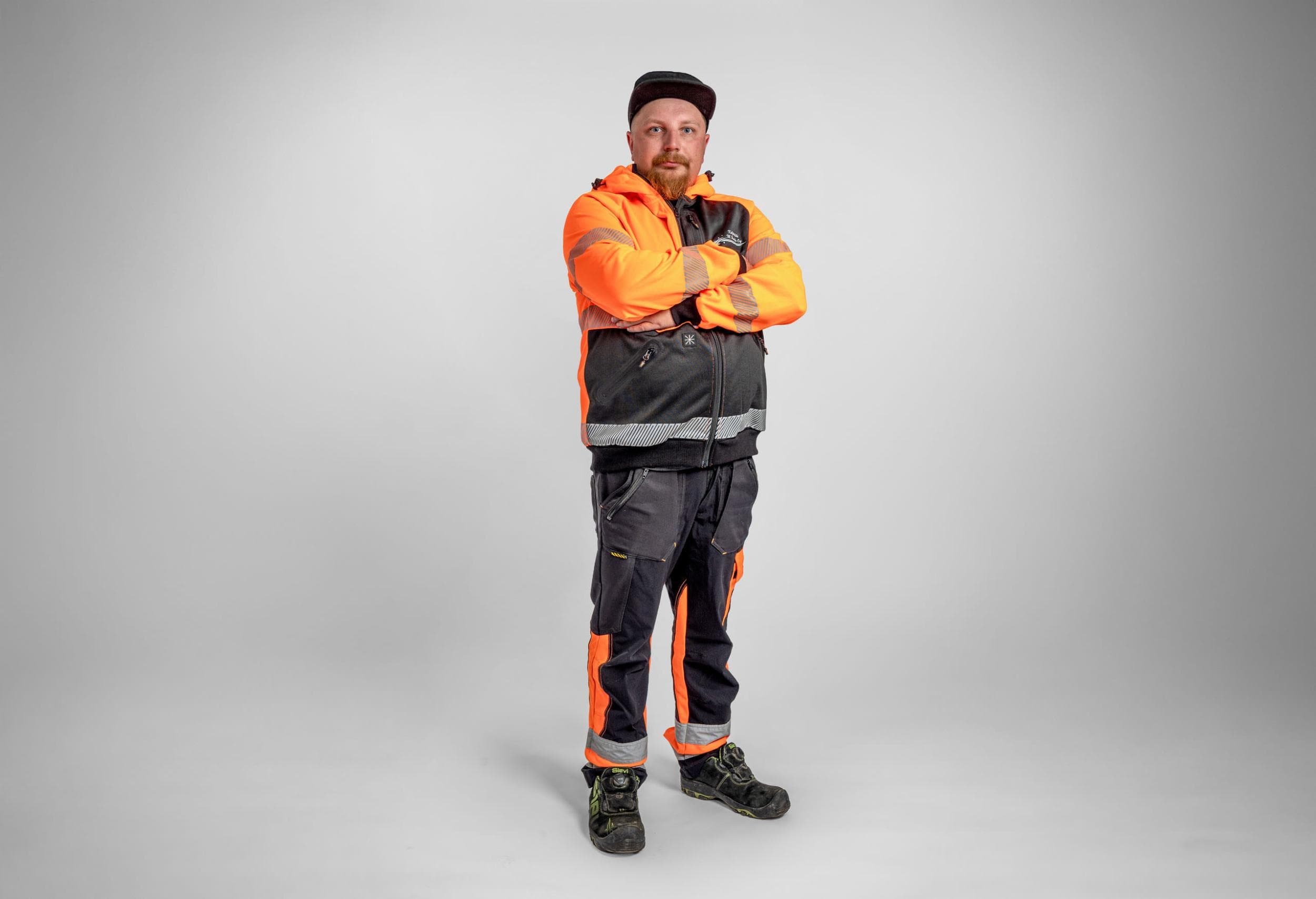 Jussi / Kuljetusliike M. Hanhela Oy Jussi / Kuljetusliike M. Hanhela Oy