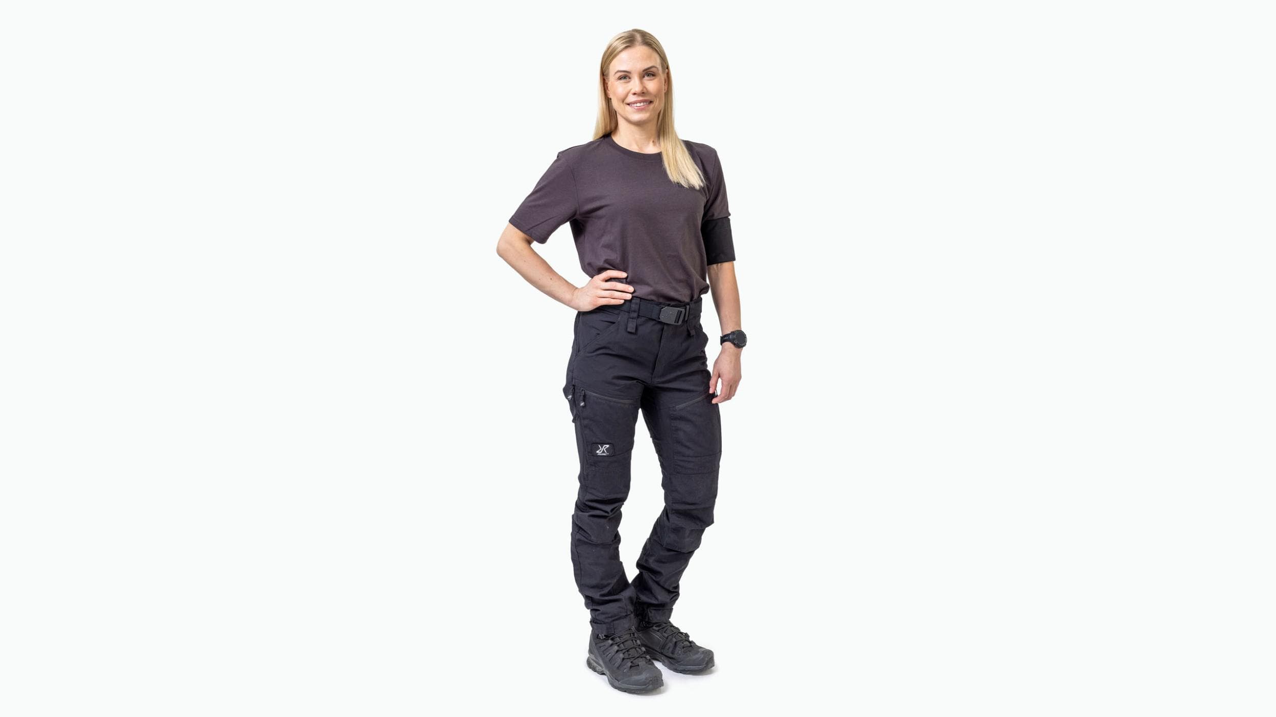 NOORA FAGERSTRÖM, 40, YRITTÄJÄ / KANSANEDUSTAJA NOORA FAGERSTRÖM, 40, YRITTÄJÄ / KANSANEDUSTAJA